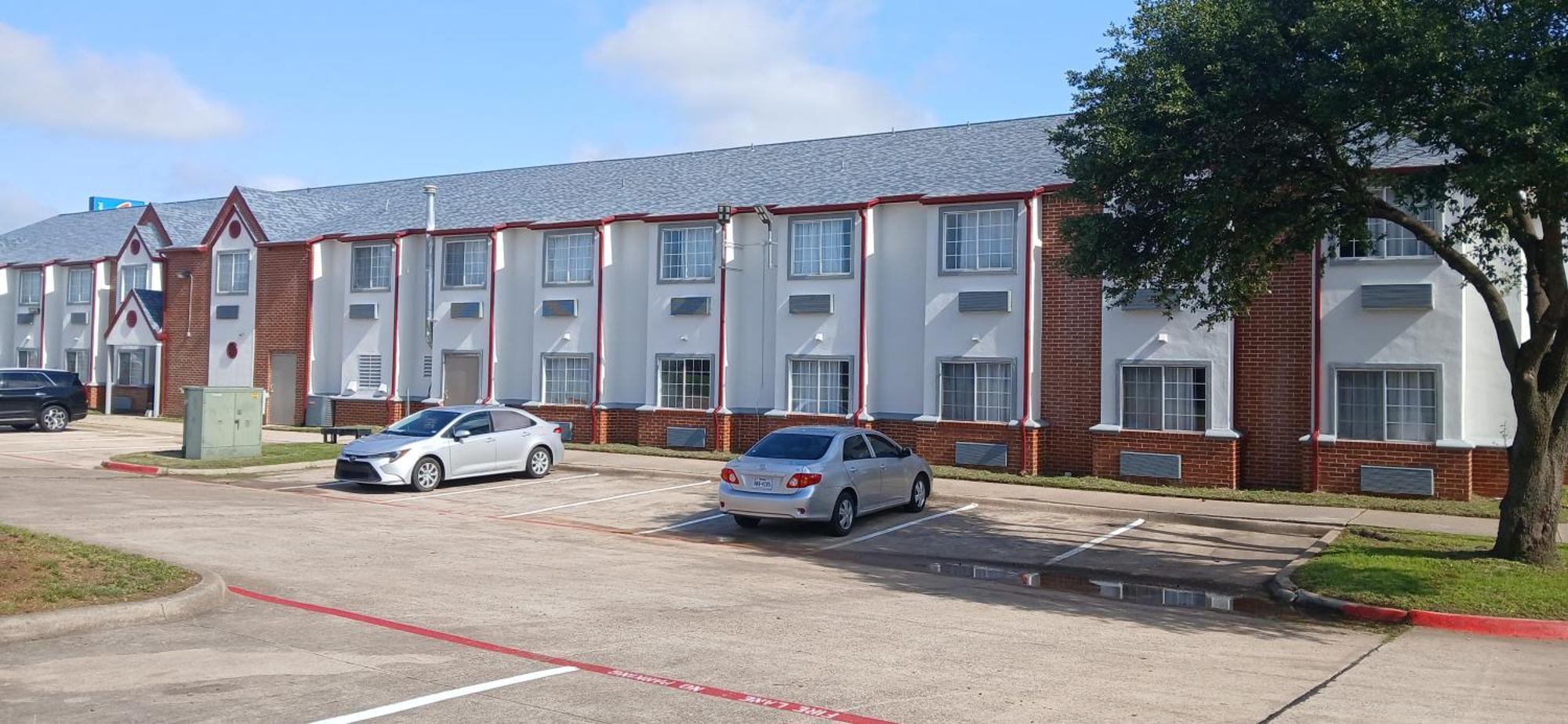 Red Roof Inn & Suites Euless - Dfw Airport Southwest Buitenkant foto